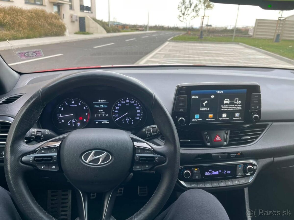 Hyundai i30 N-LINE - 13