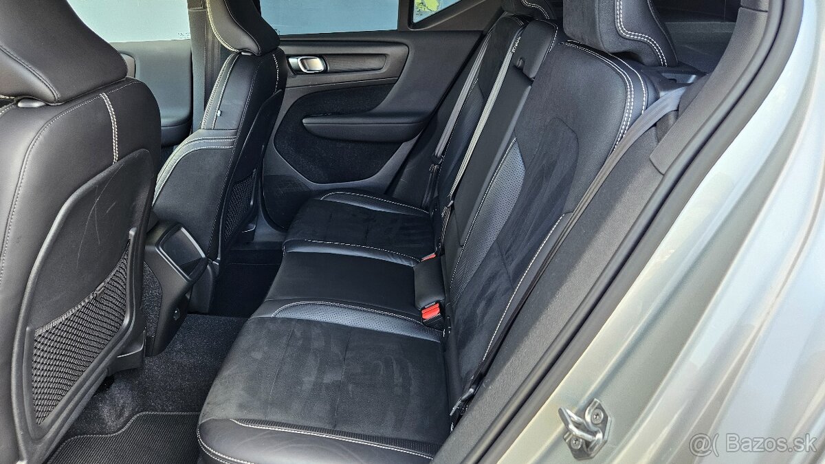 Volvo XC40 D4 R-Design AWD A/T 190 PS harman/kardon - 13