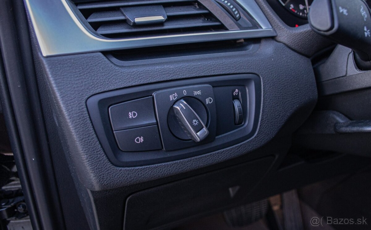 BMW X1 xDrive 25d 170kW automat - 13