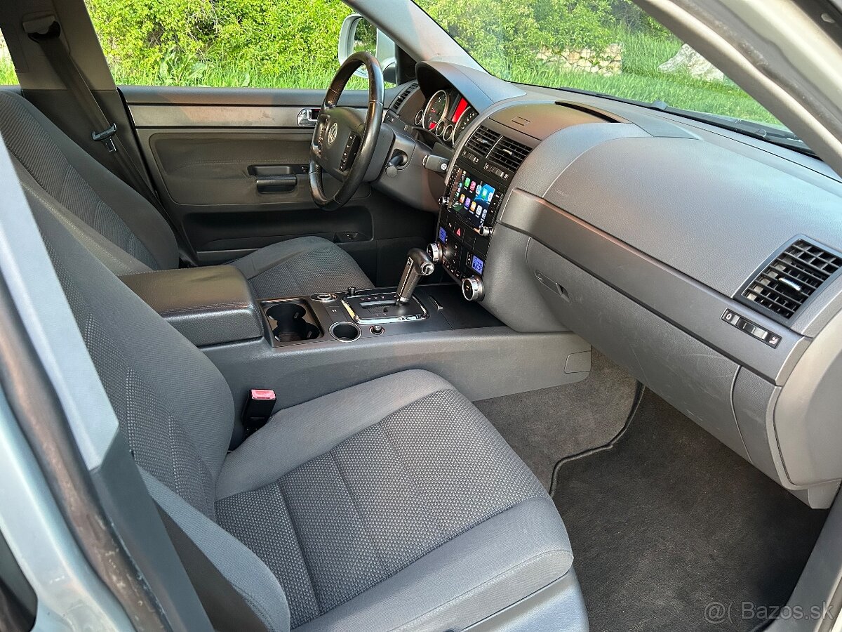 VW Touareg 2.5 TDI 2008 - 13