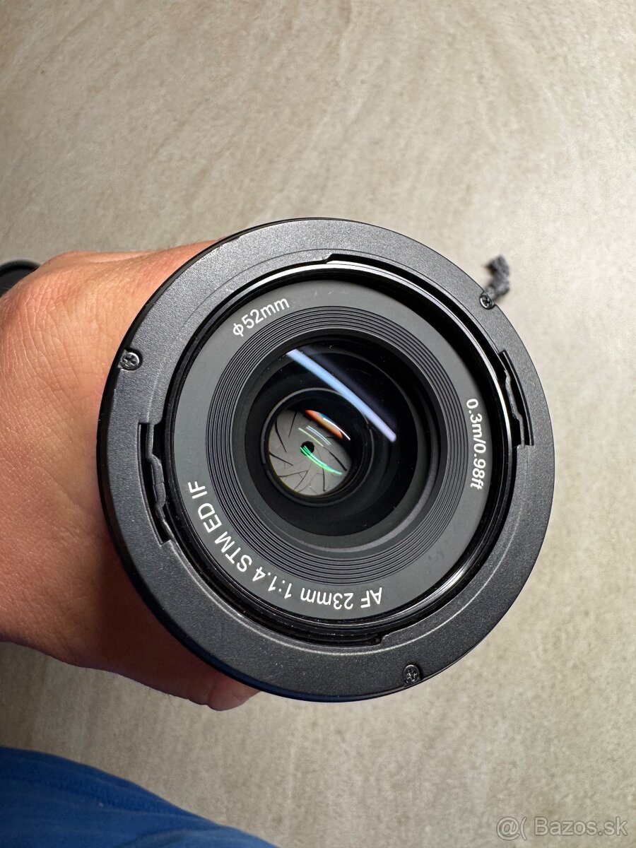 Sony a6400 + objektívy - 13