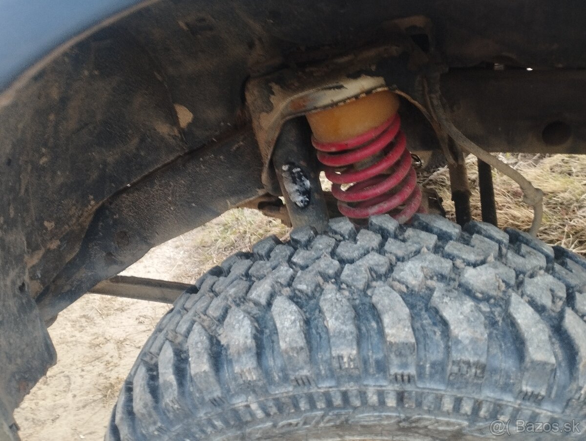 Predám Jimny 1.3 benzín - 13