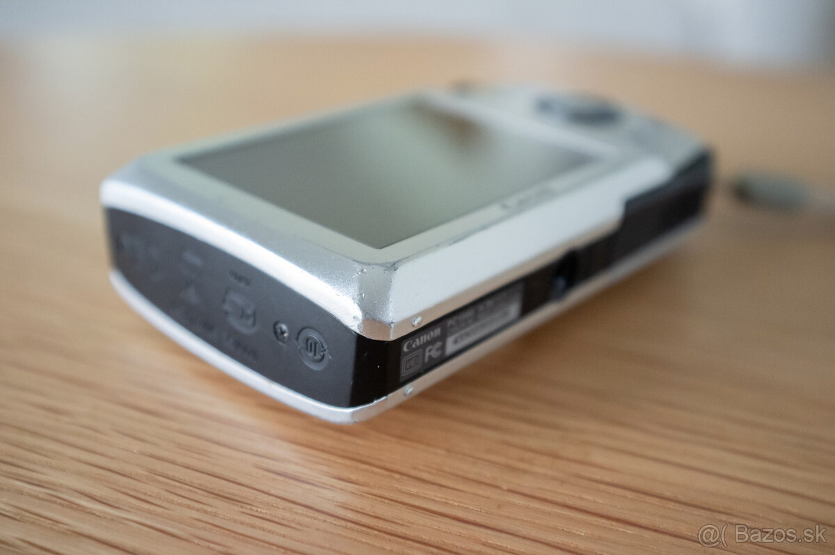 Canon PowerShot A3200 - 13