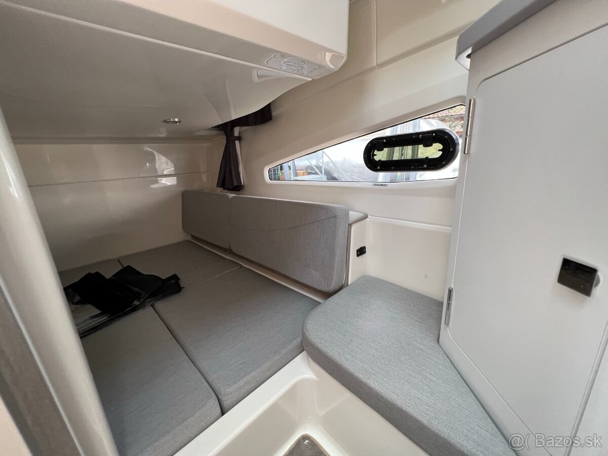 QUICKSILVER Activ 905 WEEKEND + 2x MERCURY F 225 V6 EFI EXLP - 13