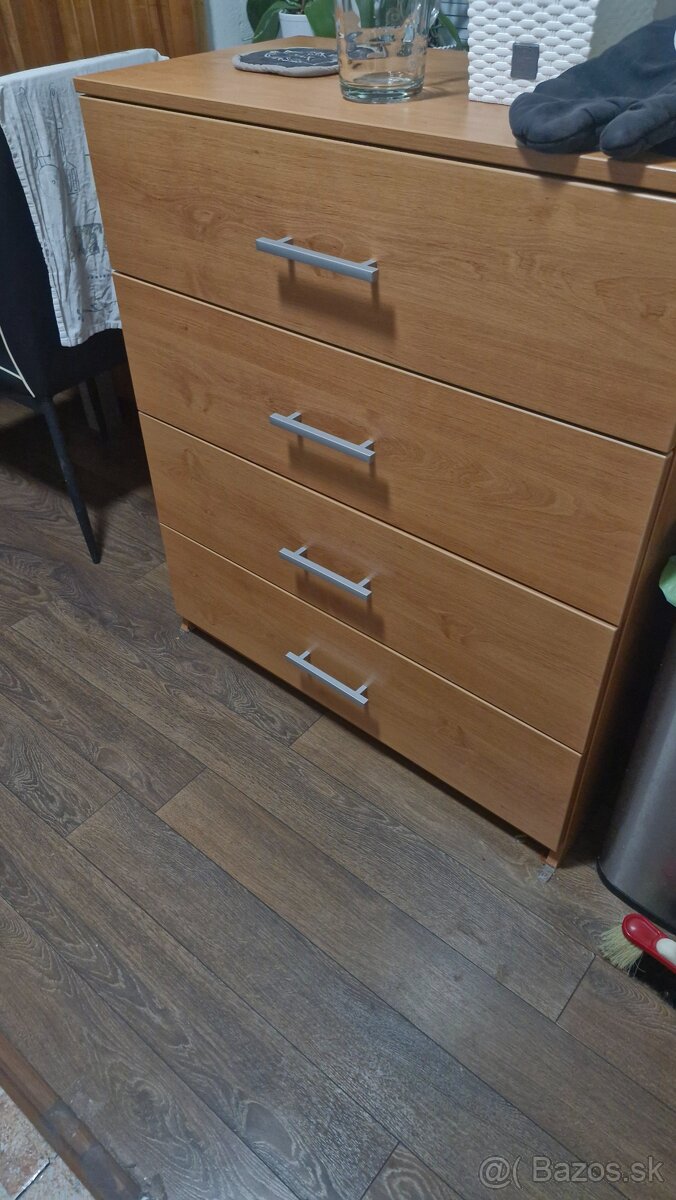 Vstavana skriňa - 13