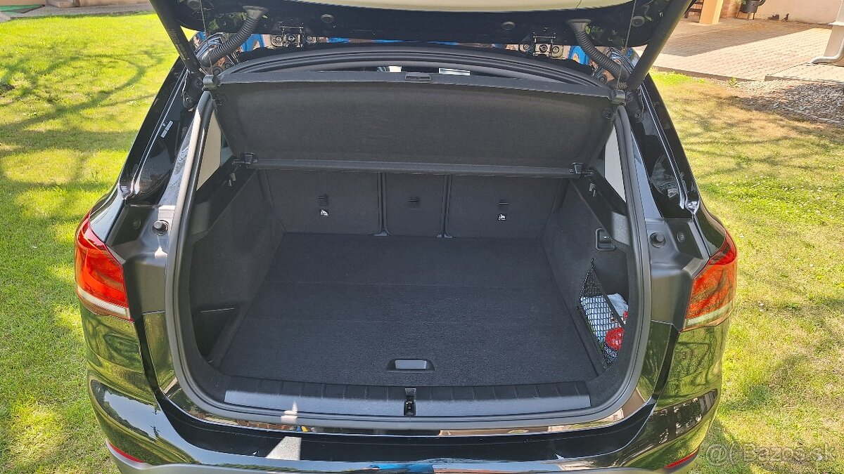 BMW X1 F48 - 13