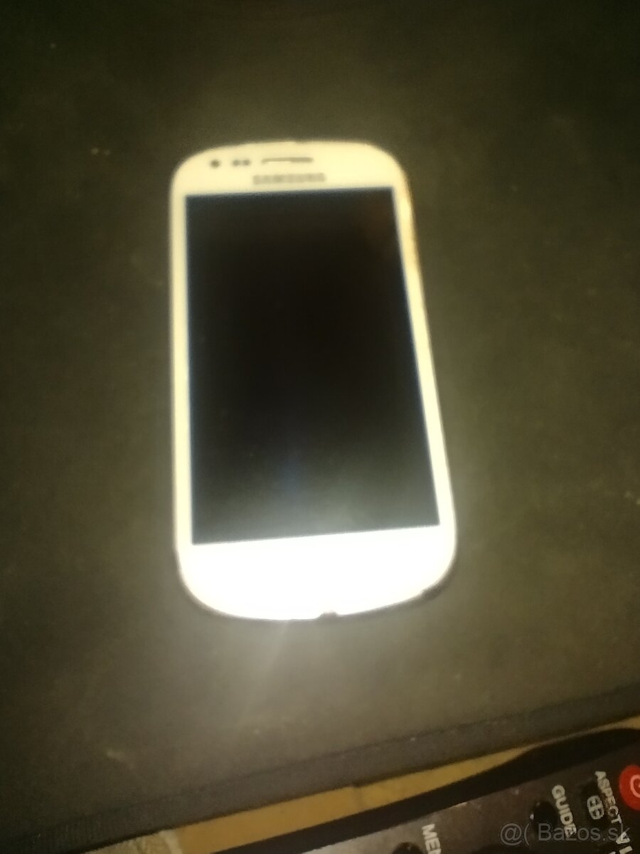 SAMSUNG GALAXY S-III mini - 13