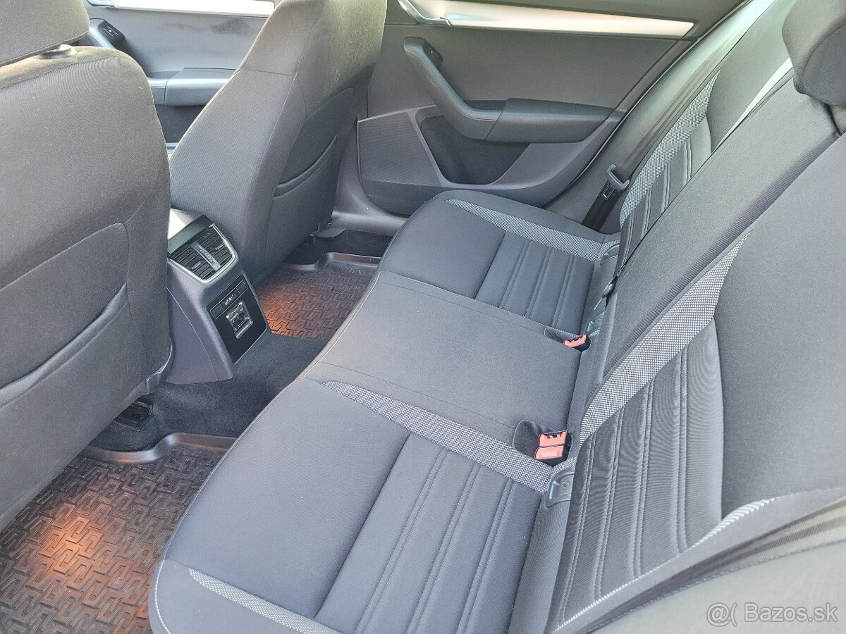 Škoda Octavia Combi 1.5 TSI G-TEC Ambition DSG - 13