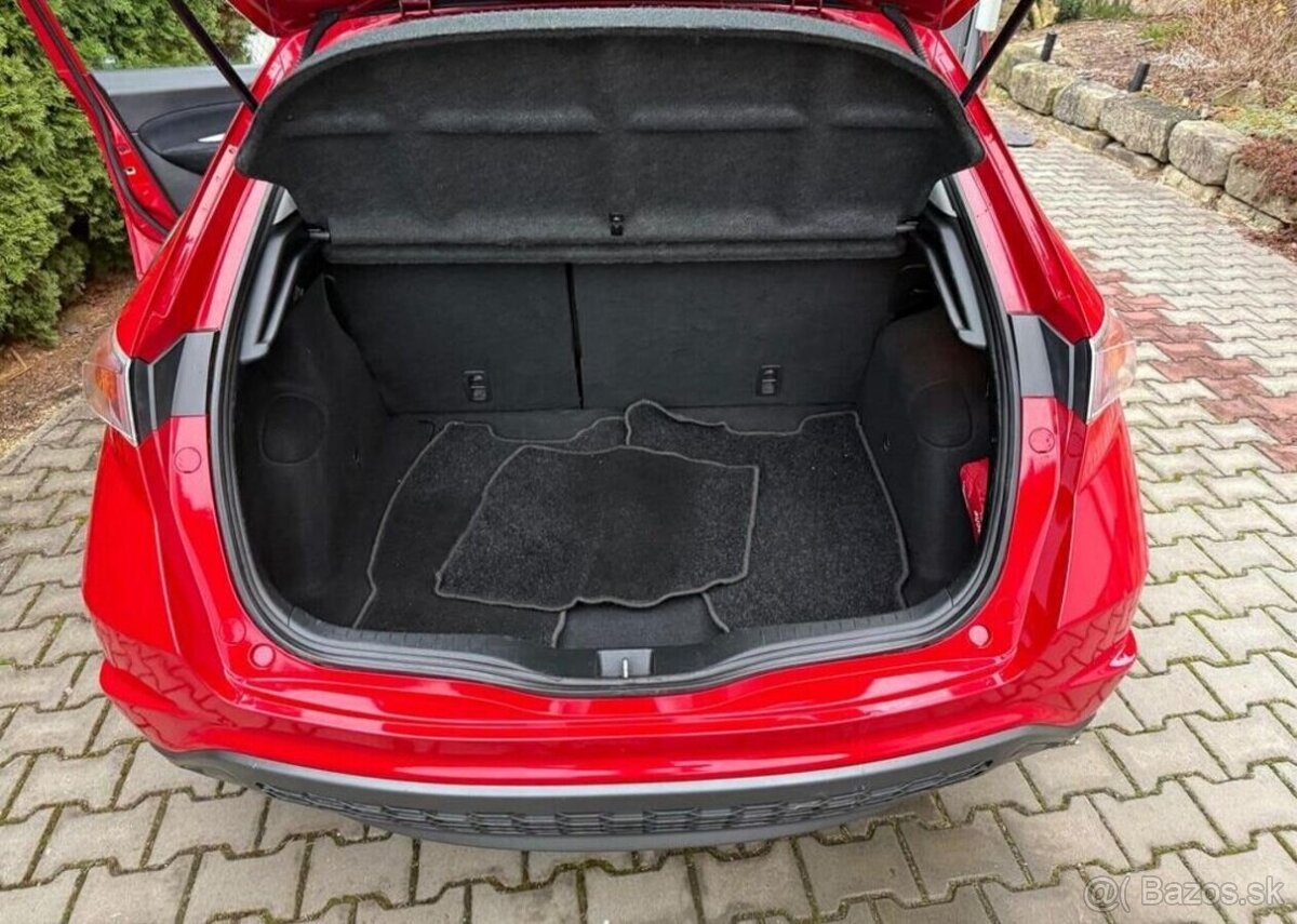 Honda Civic 1,4i Comfort serviska benzín manuál 61 kw - 13