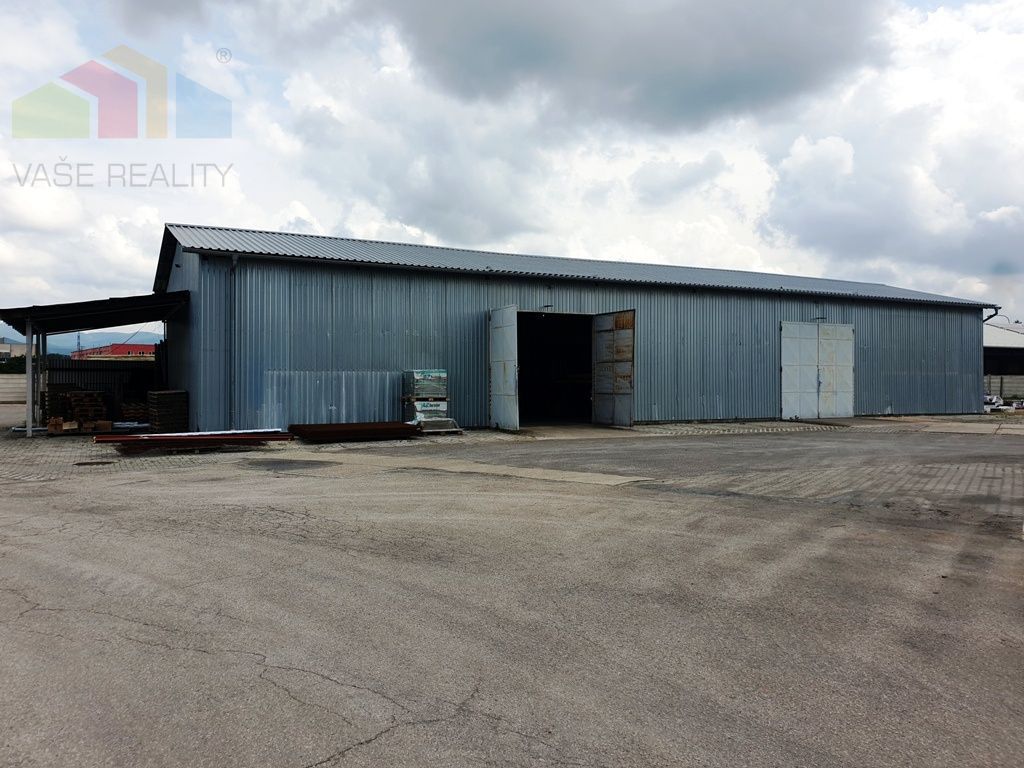 Na predaj priemyselný areál s výmerou 11 000 m² a montova - 13