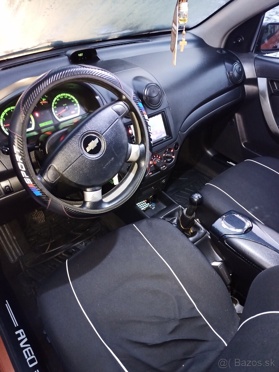 Predám Chevrolet Aveo 1,2 benzín - 13