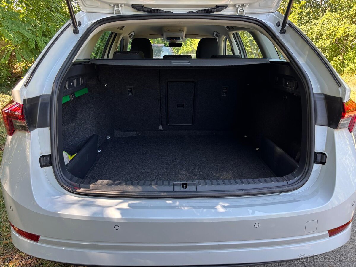 Škoda Octavia Combi 2.0 TDI Style DSG - 13