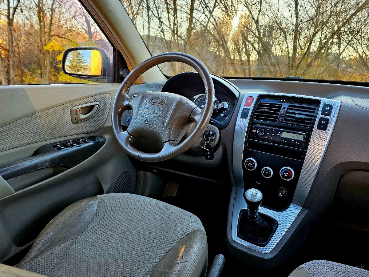 Hyundai Tucson 2.0 crdi 4x4 SK - 13