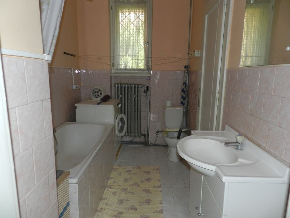 4-izbový tehlový byt v centre mesta, Rožňava - 13