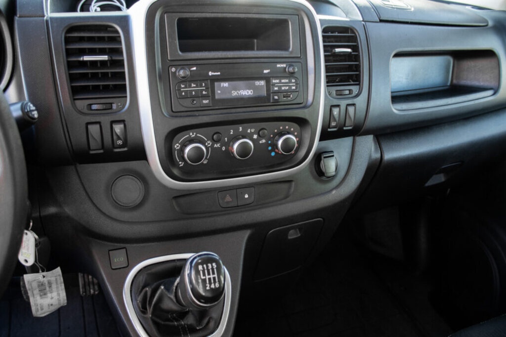 Renault Trafic 70kW (2020) - 13