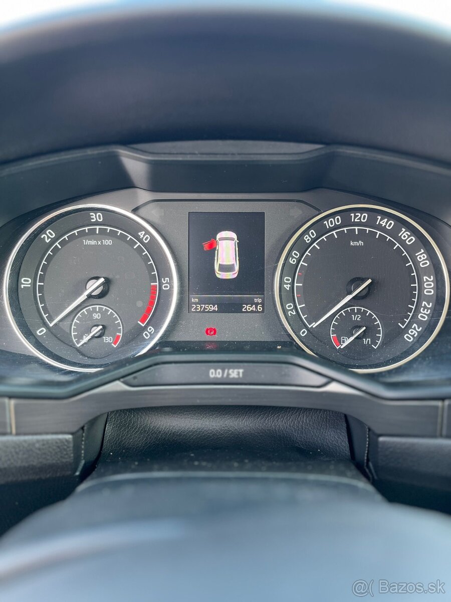 Škoda Superb 3 Combi - 13