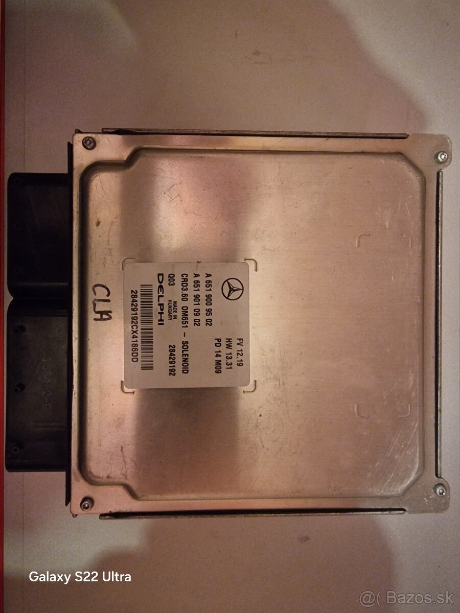 Predám riadiacu jednotku ECU - 13