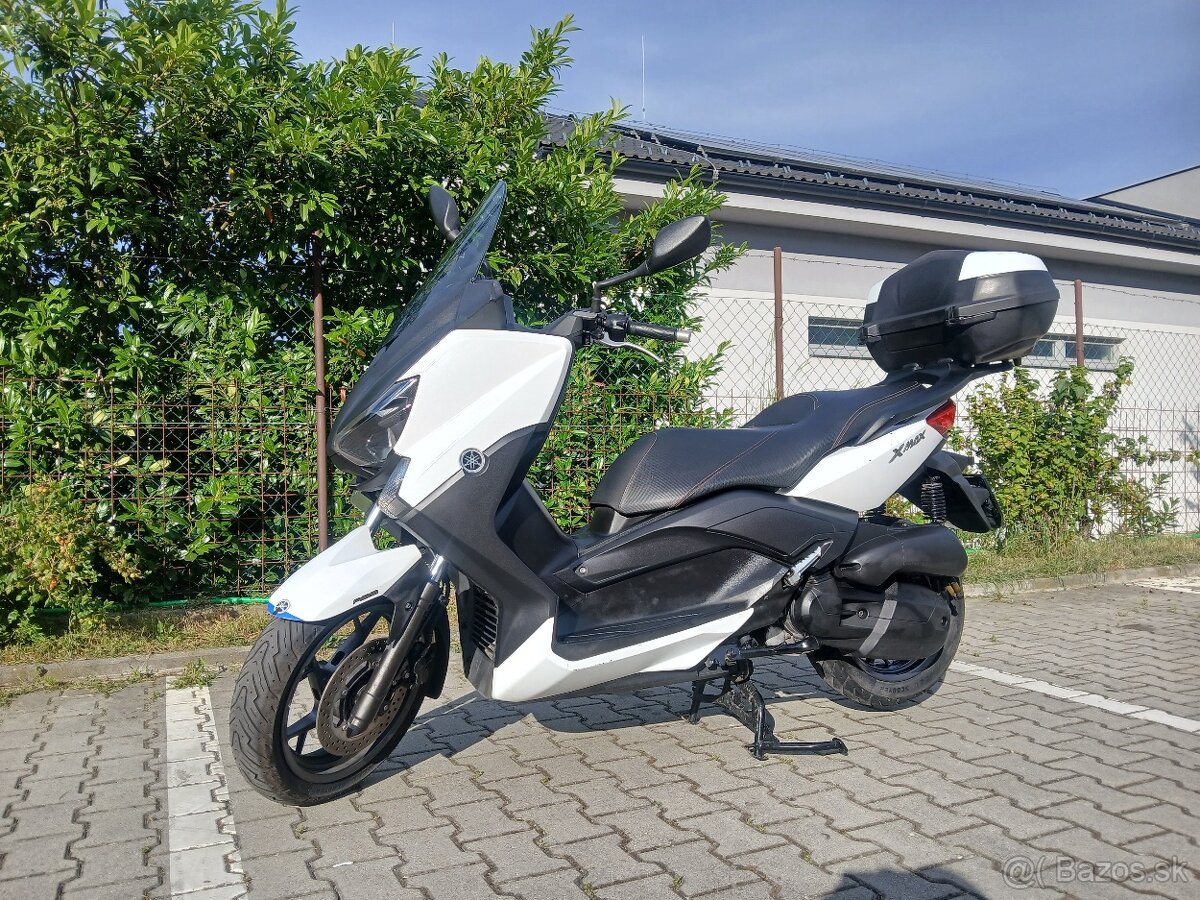Yamaha X-Max 125 - 13