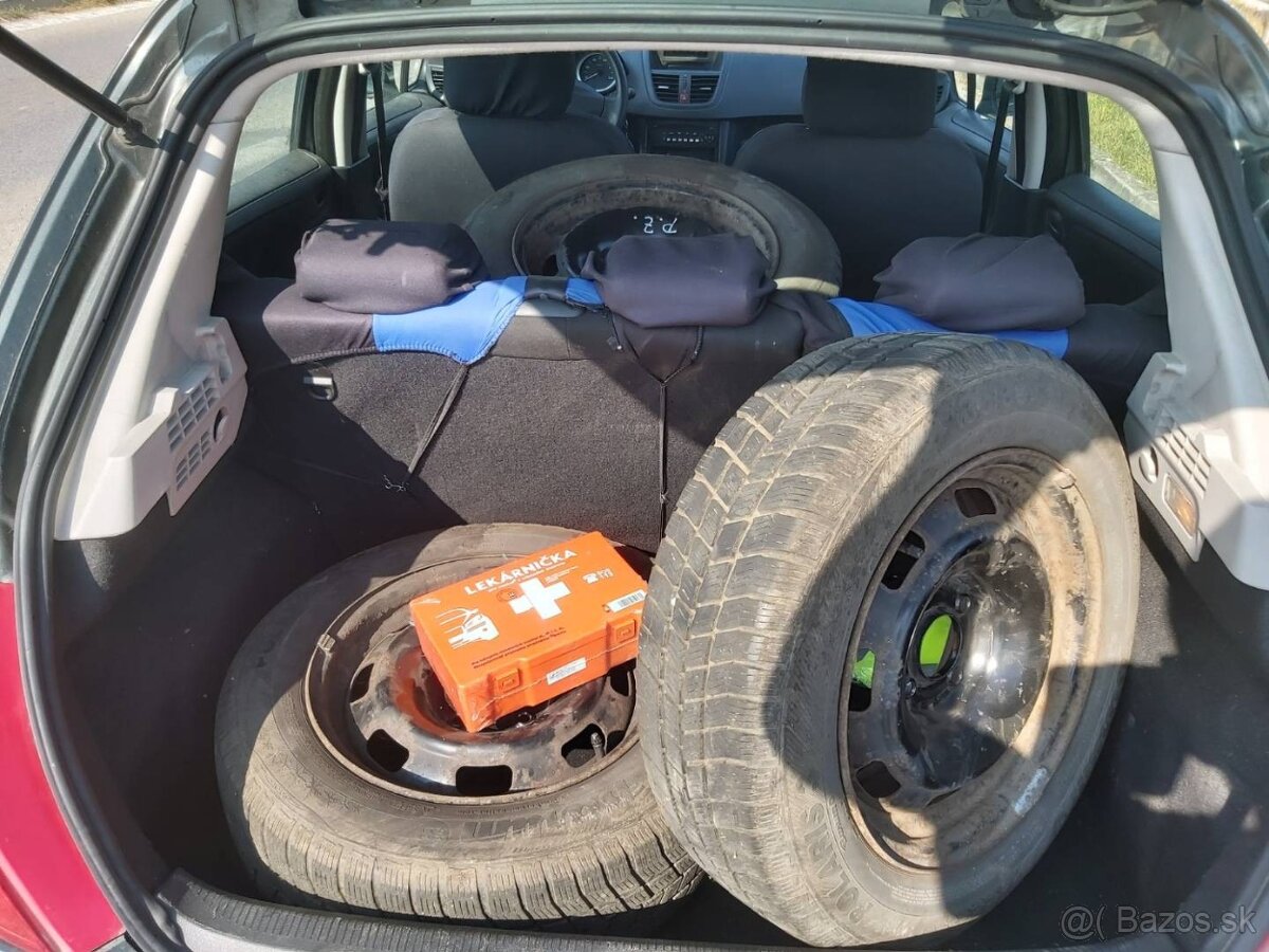 Peugeot 207 1.4e Slovakia Globe - 13