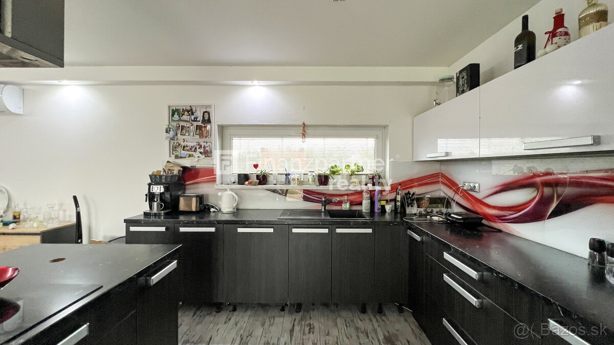 Rodinný dom s pozemkom 1012 m², Opoj, Trnava - 13