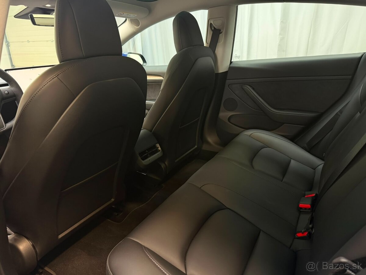 Tesla Model 3 RWD 2022 – Miro - 13