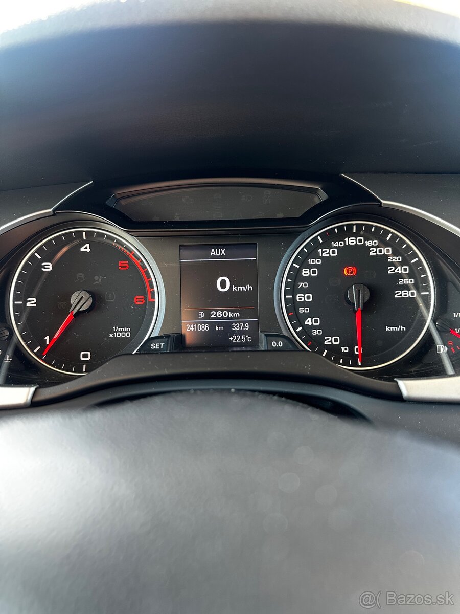 Audi a4 b8 2010 2.0TDI - 13