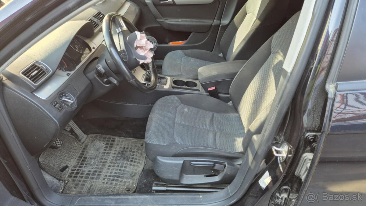 VOLKSWAGEN PASSAT B7 1,6TDI 77kw kód motora: CAY - 13
