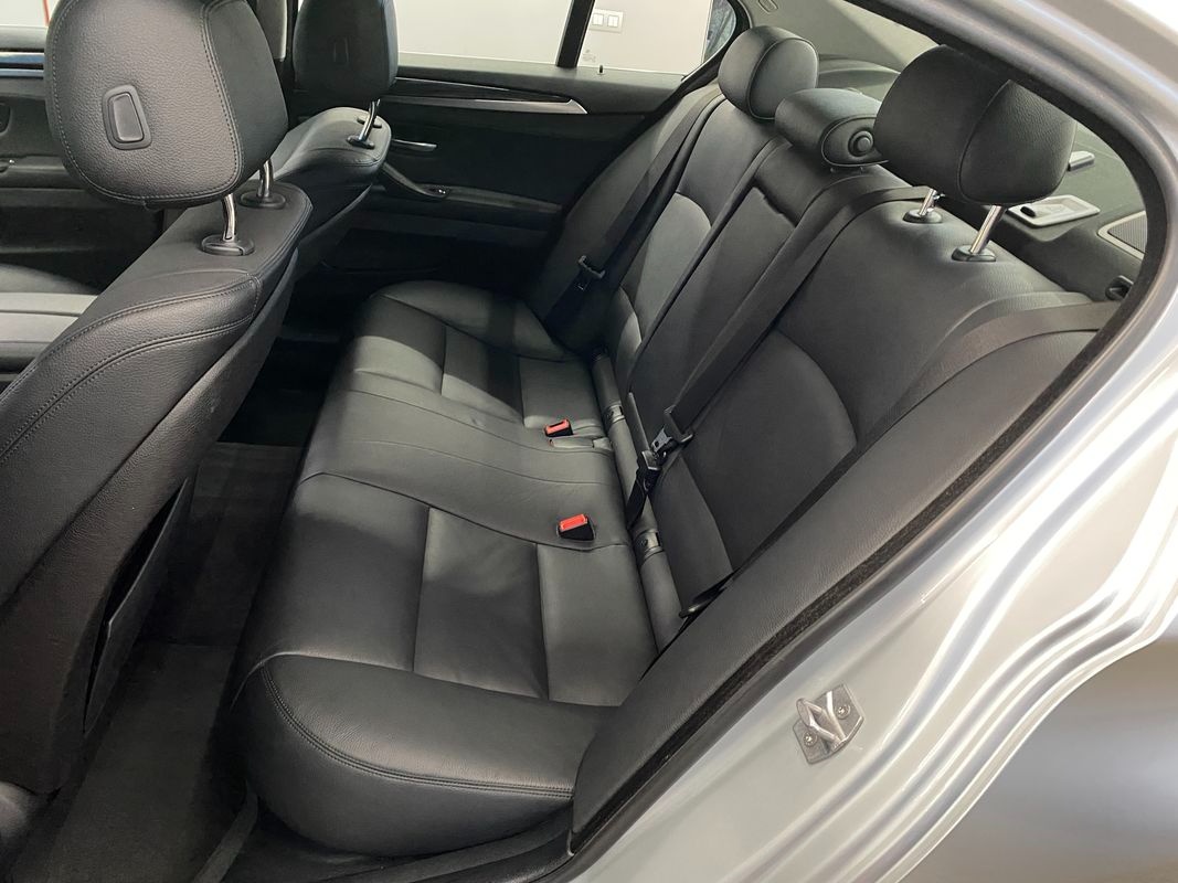 BMW 520d xDrive A/T 140 kw - 13