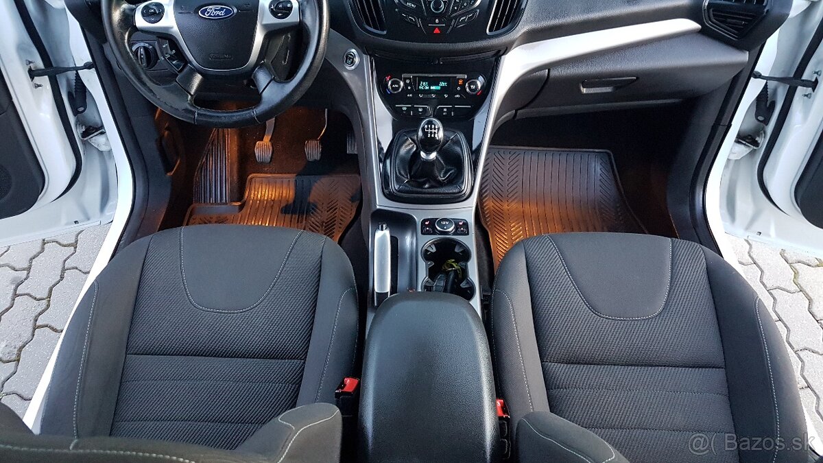 Ford Kuga 2.0 TDCi 2016 - 13