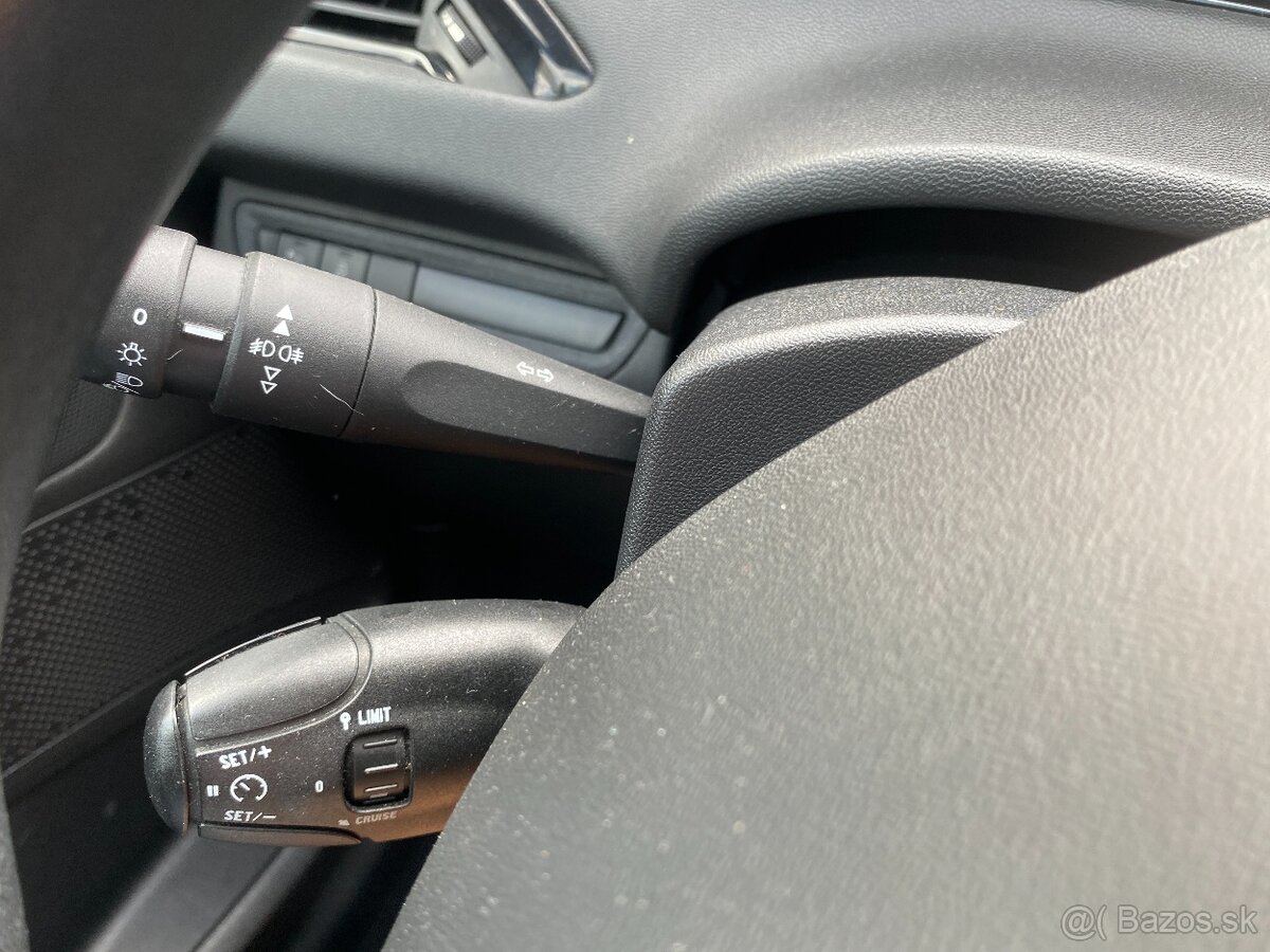 Peugeot 208 1.4 HDi FAP Active - 13