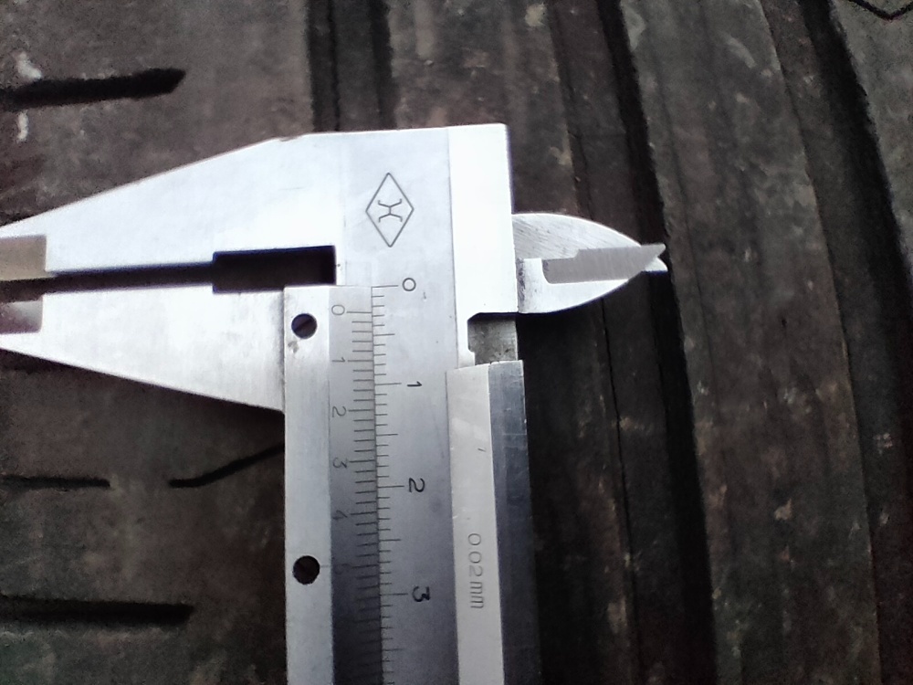 4ks pneu Continental 215/55 R17 V - 13