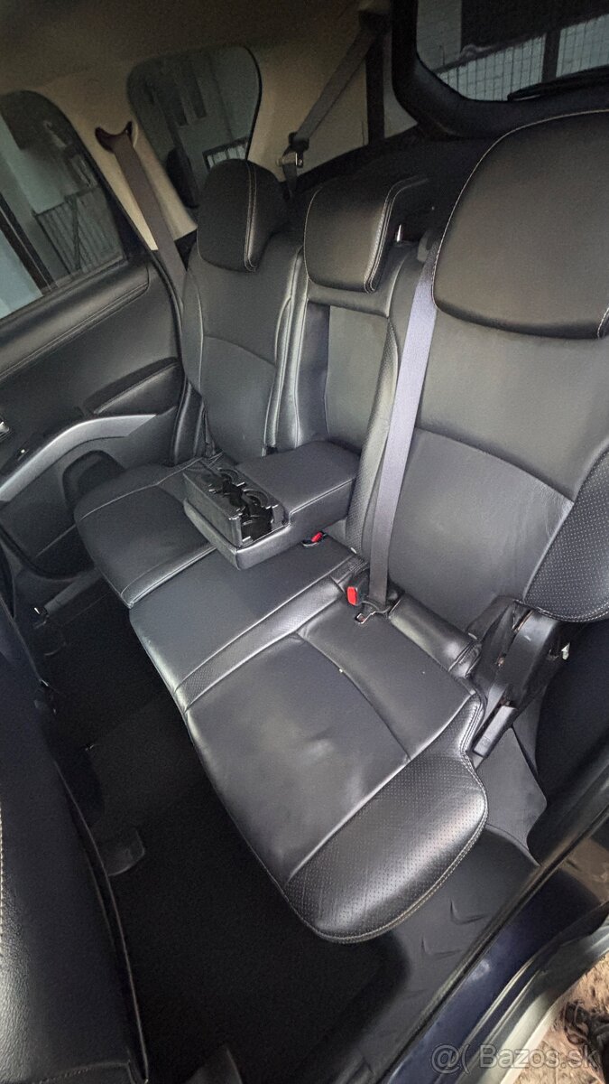 Mitsubushi outlander 2.2 DID 2011 - 13