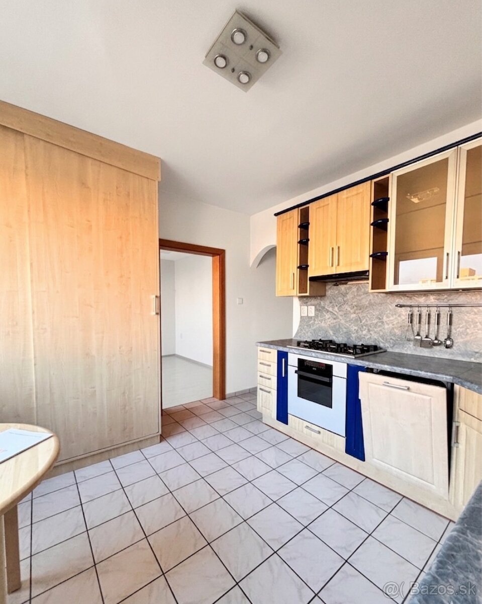 TREEF | NA PREDAJ 2-izbový byt na Družbe - 13