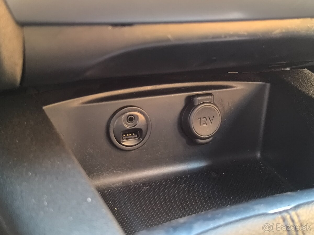 Citroën C4 1.6 BlueHDi - 13