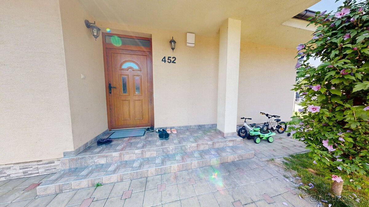 Na predaj 4-izbový bungalov s garážou a krytou terasou – Hru - 13