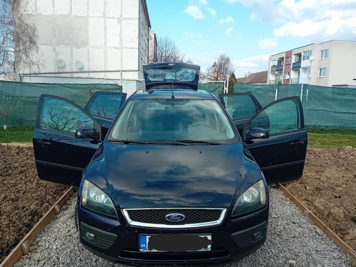 Ford Focus Combi 2006 - 13