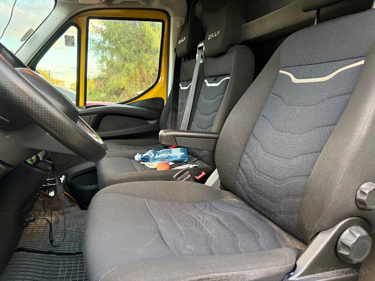 Iveco 50c18 Odťahovy špeciál - 13