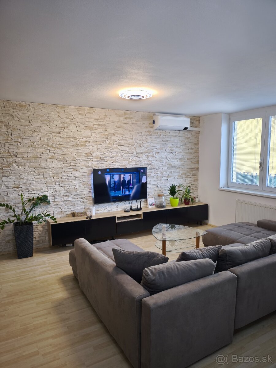 Prenajmem 3izb byt plus parking na opletolovej ulici - 13