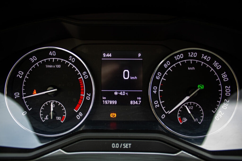 Škoda Superb Combi 2.0 TSI Ambition DSG - 13