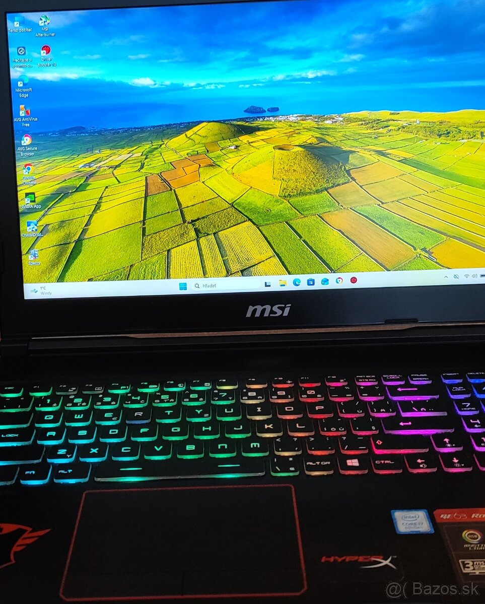 MSI GE63 Raider RGB 8RF - 13