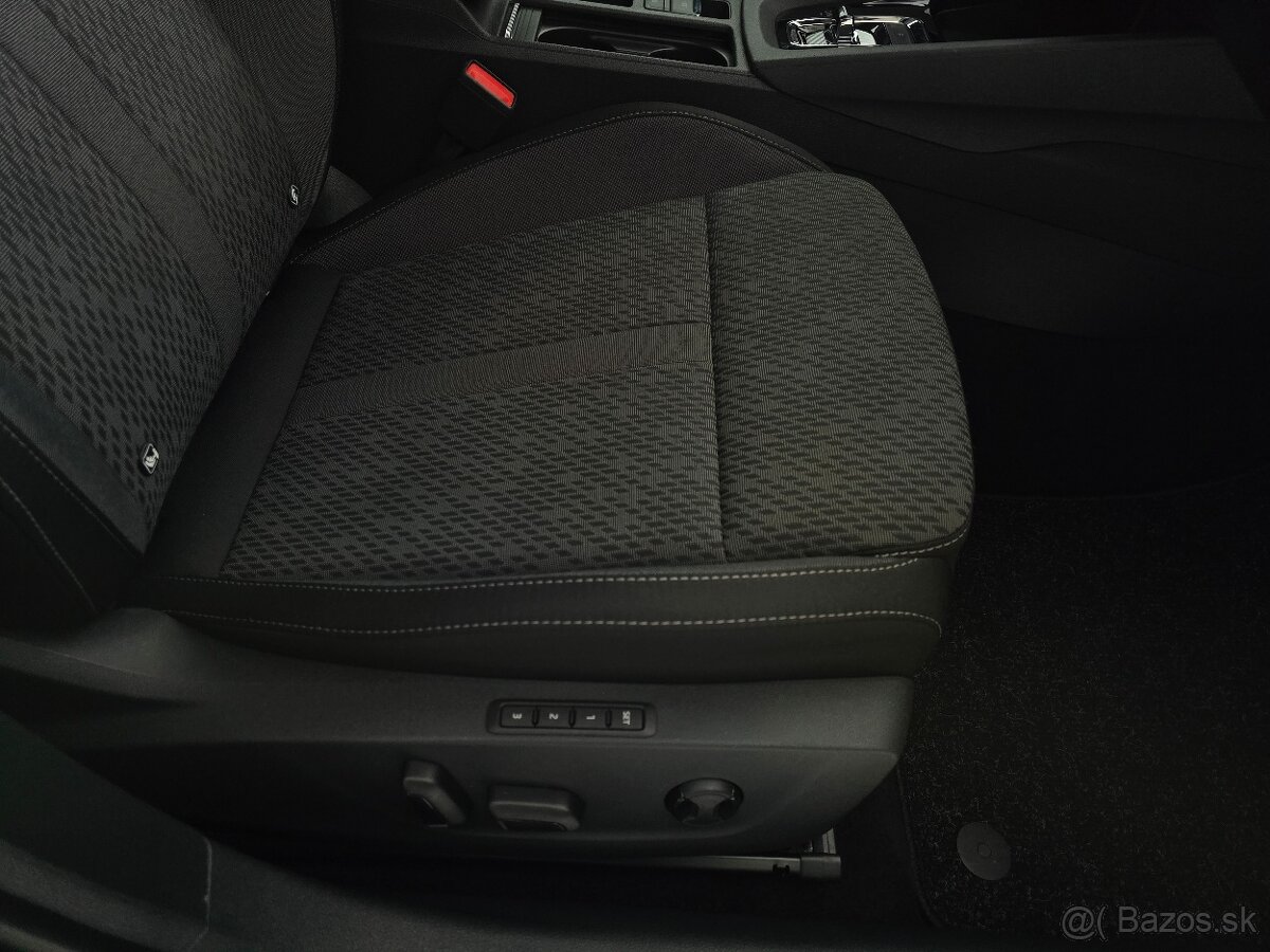 Škoda Octavia Combi 2.0 TDI SCR Joy Plus DSG - 13