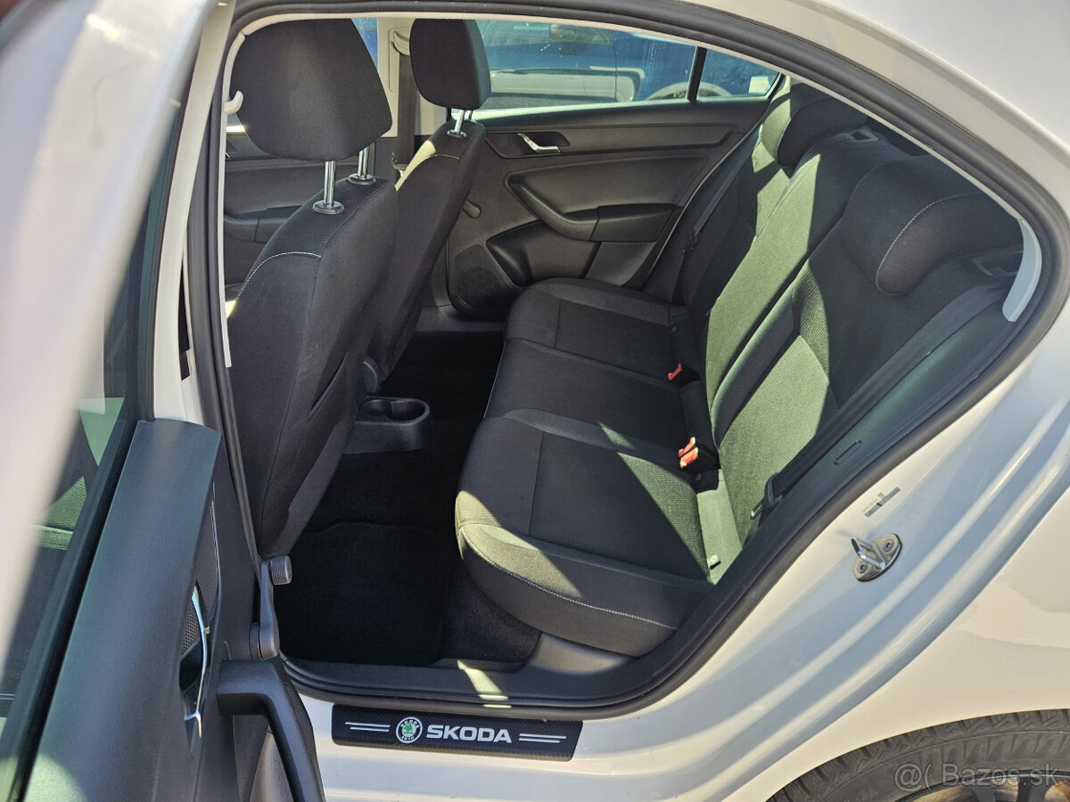 Škoda Rapid 1.6 TDI Ambition 149 095km - 13