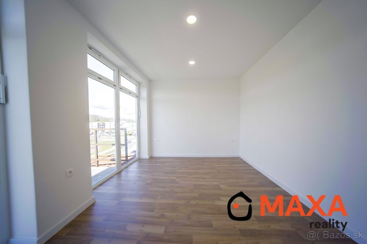 Veľkometrážny 3- izbový byt s terasou, Prievidza - 13