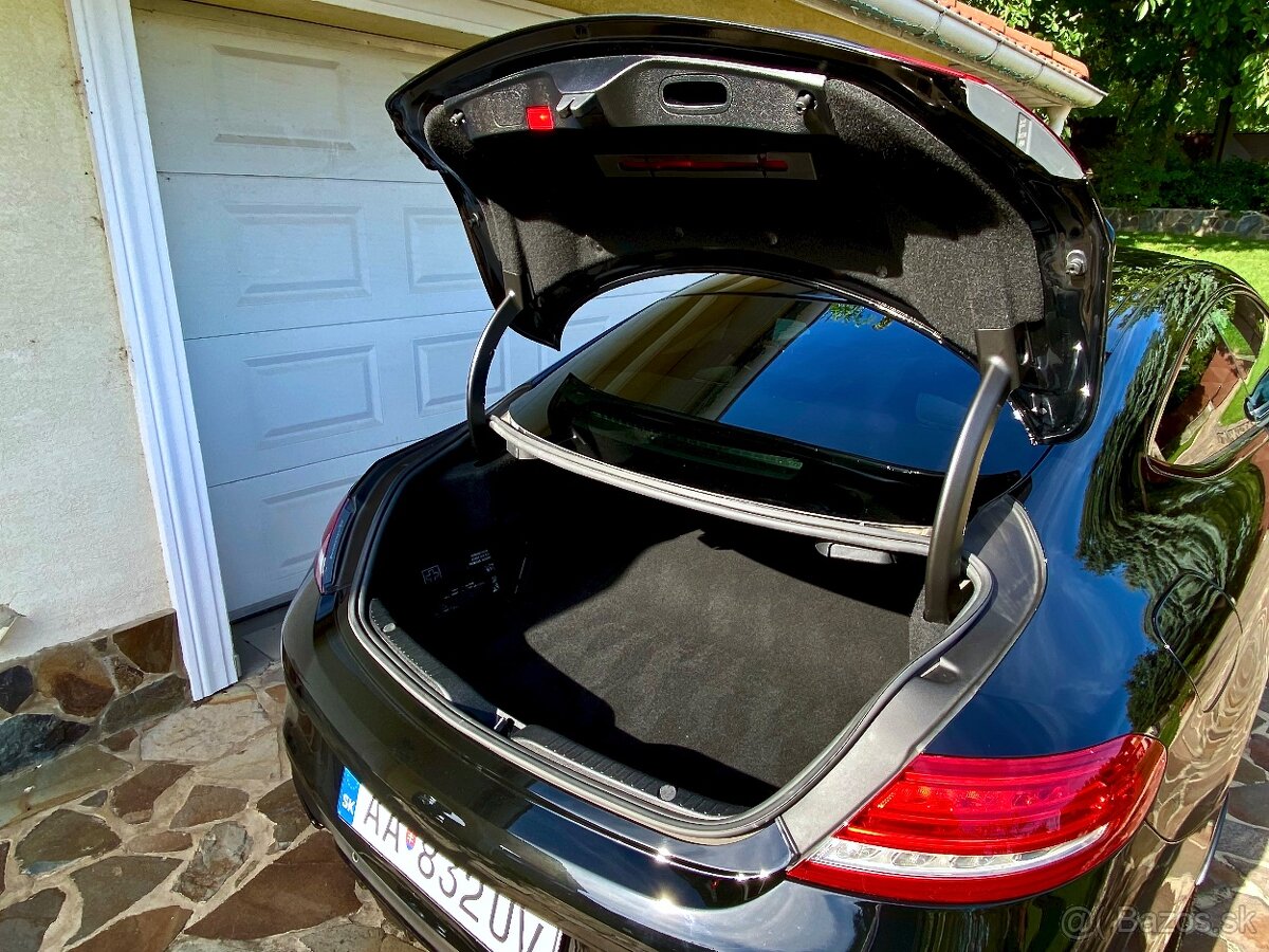 Mercedes-Benz C250 Coupe AMG Night Edition - 13