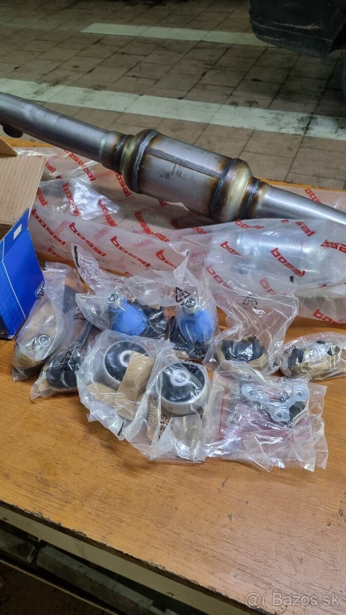 Čierny Golf 4 1.8 92kw benzín - 13