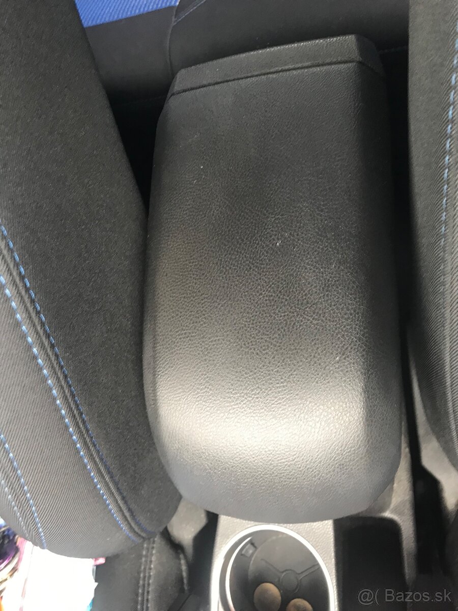 Ford Fiesta 1.4 Dcti - 13