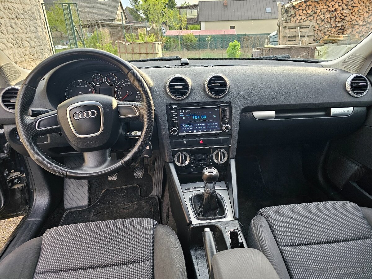 AUDI A3 1.8 T TFSI quattro Sportback - 13