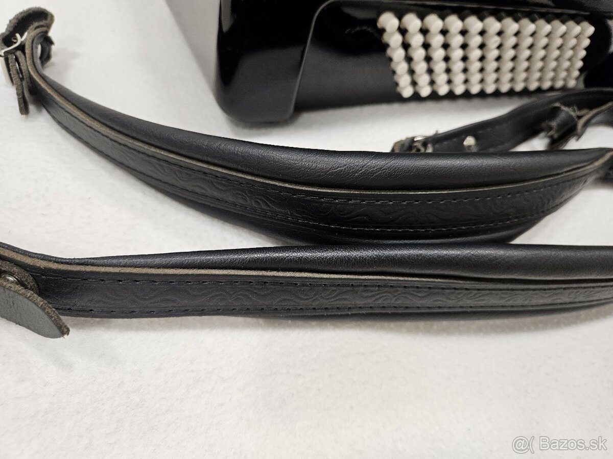 Chromaticky akordeon wrltmeister romance 603 - 13