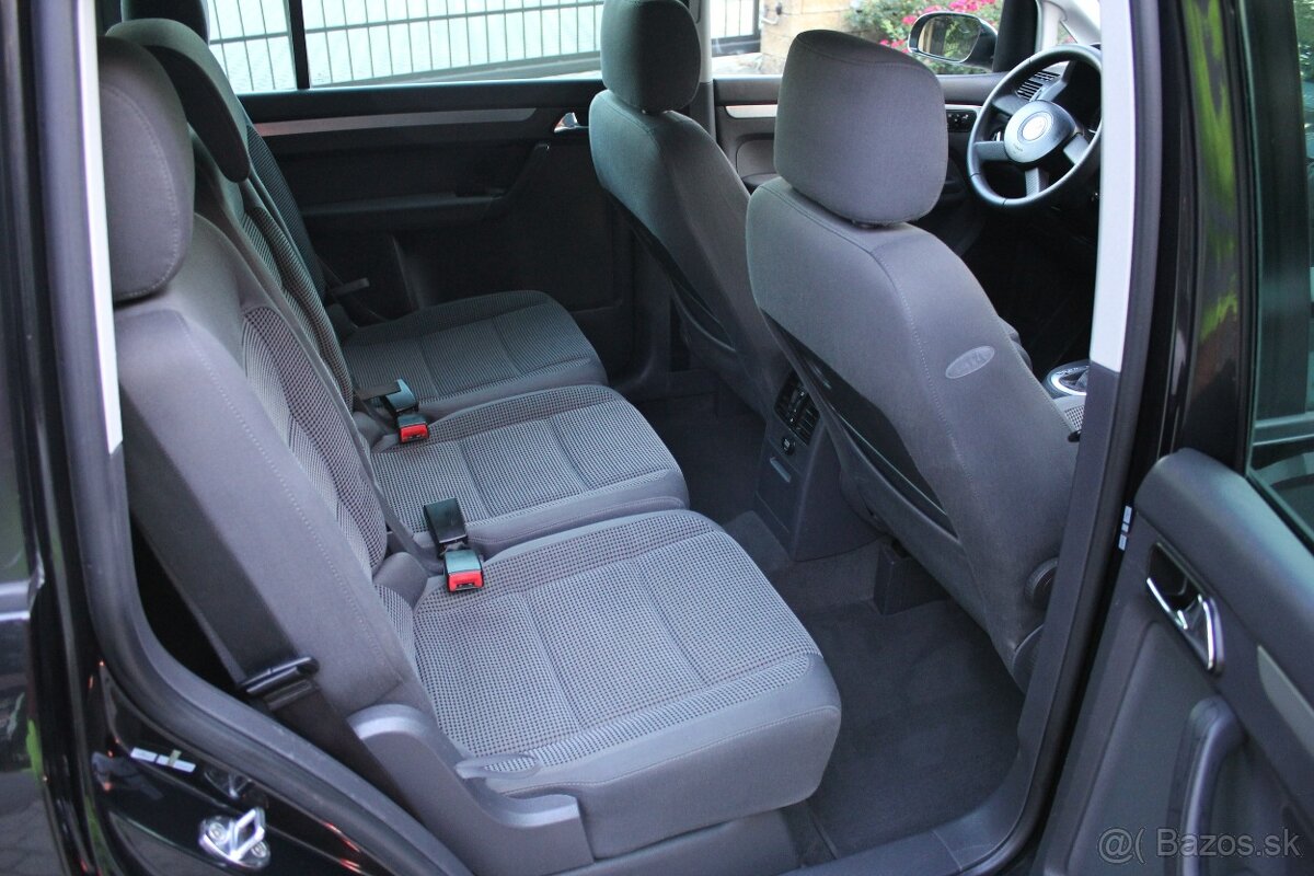 vw touran 1,9 tdi AT + ťažné - 13