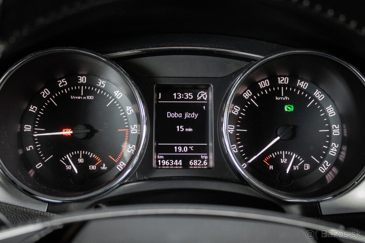 Škoda Superb 2.0 TDI CR DSG, 103 kW, A6 - 13